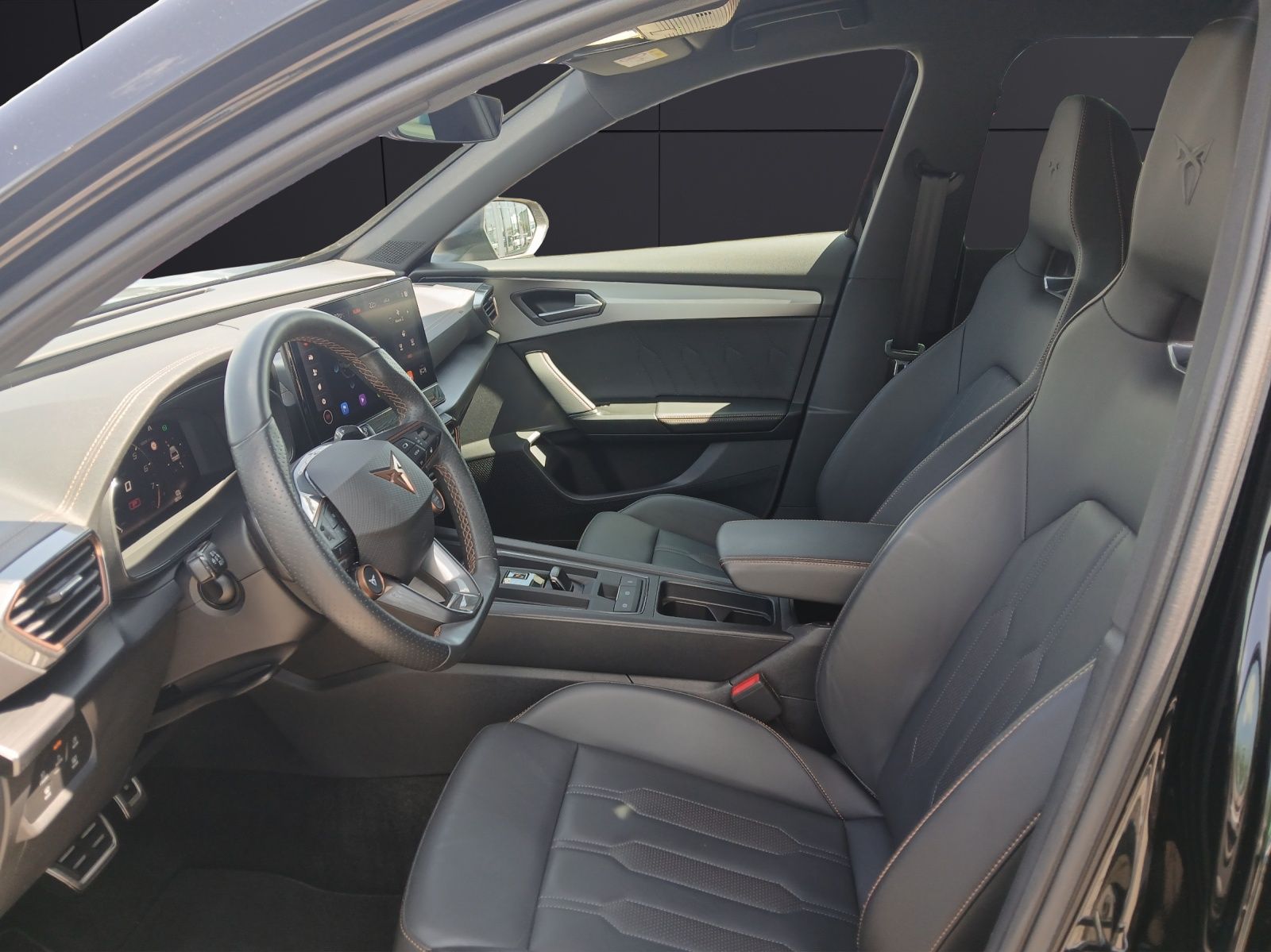 Fahrzeugabbildung CUPRA Formentor VZ5 Matrix GRAIL-Sportauspuff AID ACC