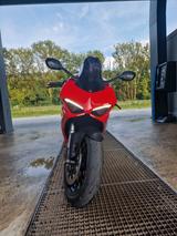 Ducati Panigale V2  *Service/Reifen NEU* - Offers matching your search criteria