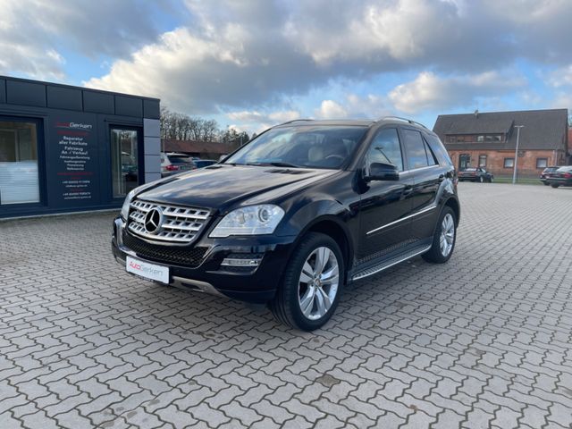 Mercedes-Benz M-Klasse ML 350 Sport-Paket Bi-Xenon TÜV NEU