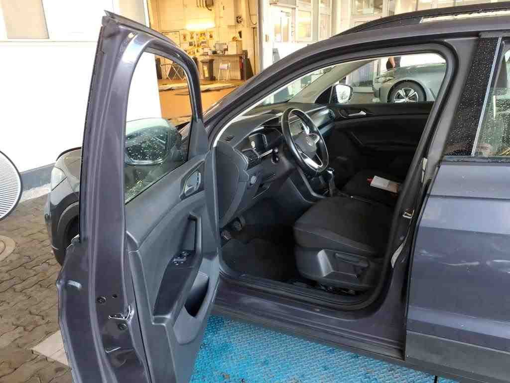 Volkswagen T-Cross - Bild 8