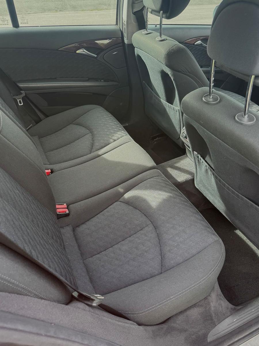 Mercedes-Benz E320 2006 — photo 6
