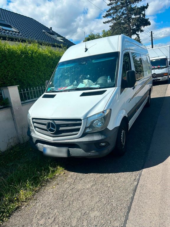 Image of Mercedes-Benz Sprinter