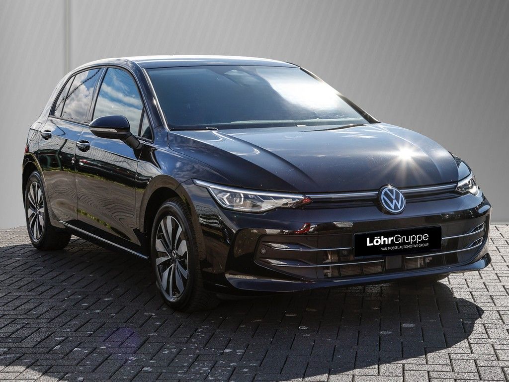 Volkswagen Golf VIII 1.5 eTSI DSG Goal AHK Navi RFK foto 4