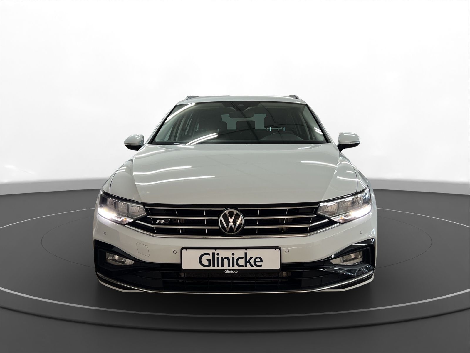 Volkswagen Passat Variant - Bild 2