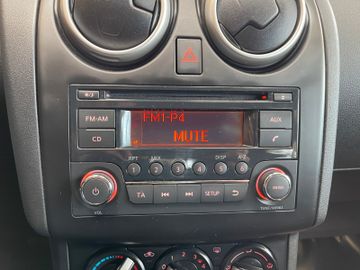 MYAUTOCENTER – Gebraucht- und Jahreswagen mit Werkstattservice in Pfaffenhofen Nissan Qashqai Visia *Klima*CD-Player*Freisprech*Tempo*