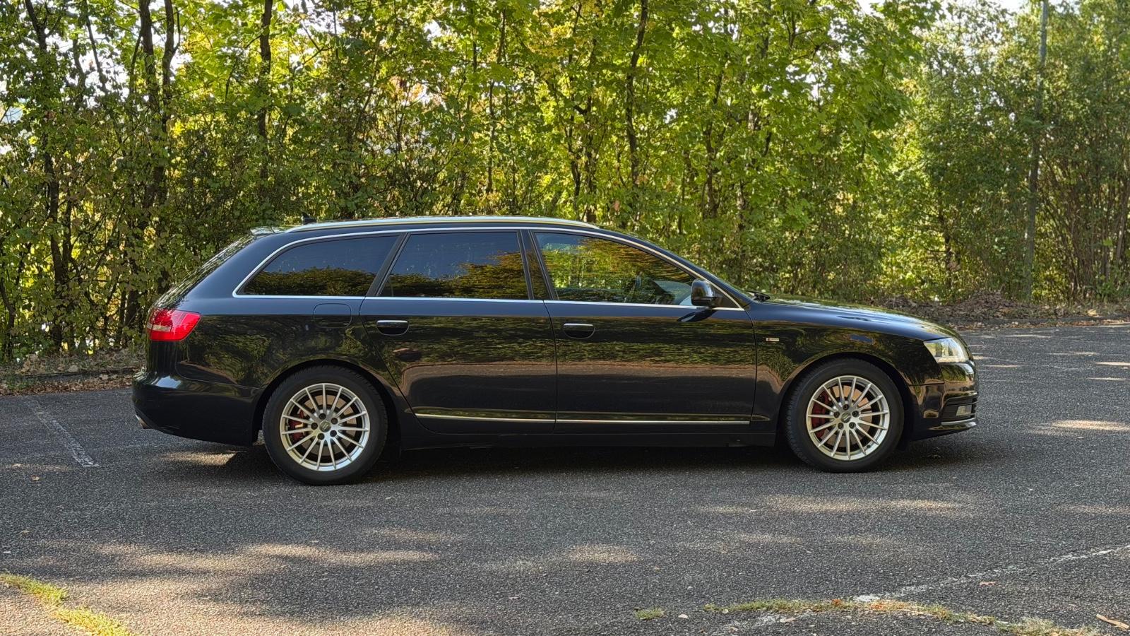Audi Quattro 2011 — photo 5