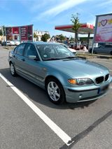 BMW 2003 BMW 318i - BMW 318 aus 2003: 318i