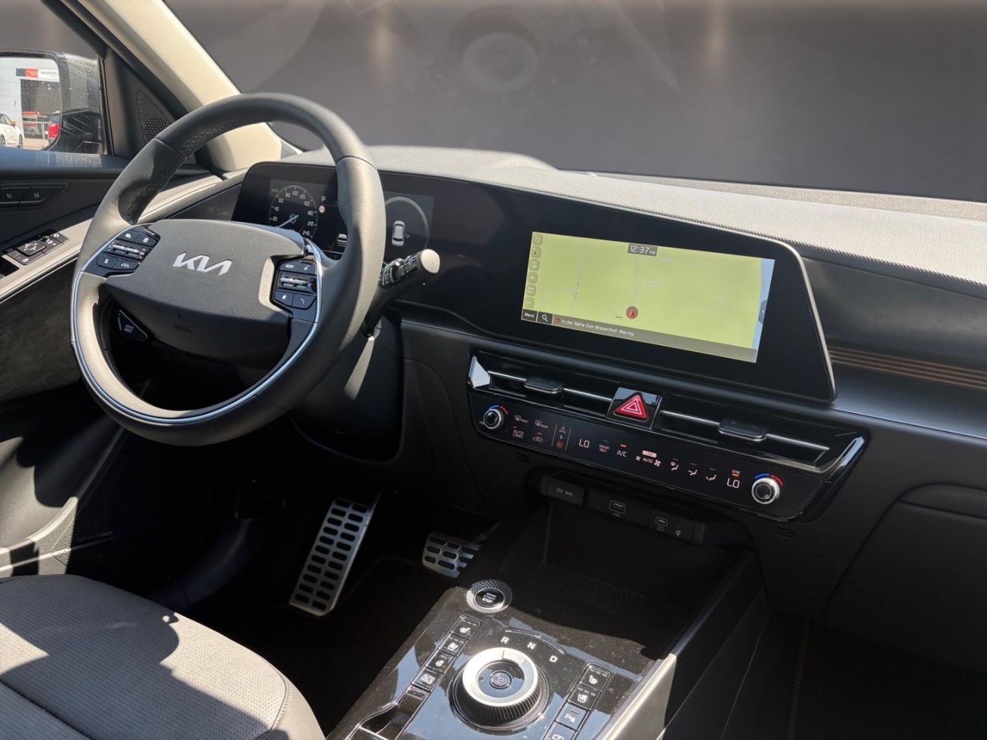 Fahrzeugabbildung Kia Niro Hybrid Spirit 1.6 HUD Navi Digitales Cockpi