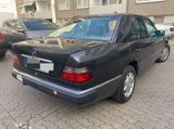 Mercedes-Benz 200 E, W 124, E 200 - Mercedes-Benz 200 in Nürnberg