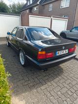 BMW E34 530i Limousine - BMW 5er Reihe: E34