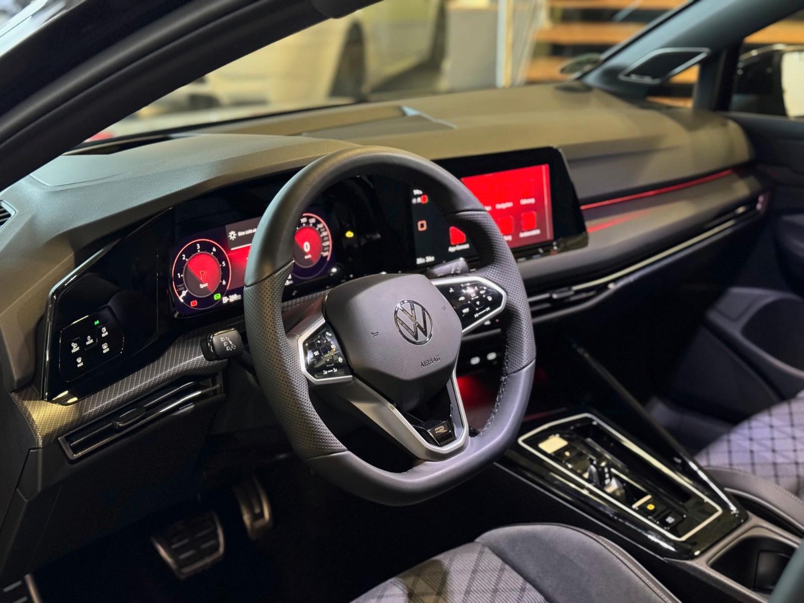 Volkswagen Golf VIII Lim. R-Line*Ambiente*Haman-Kardon*RFK*, миниатюра 13