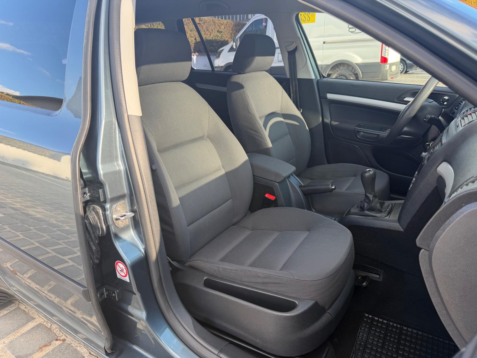Skoda Octavia 2005 — photo 16