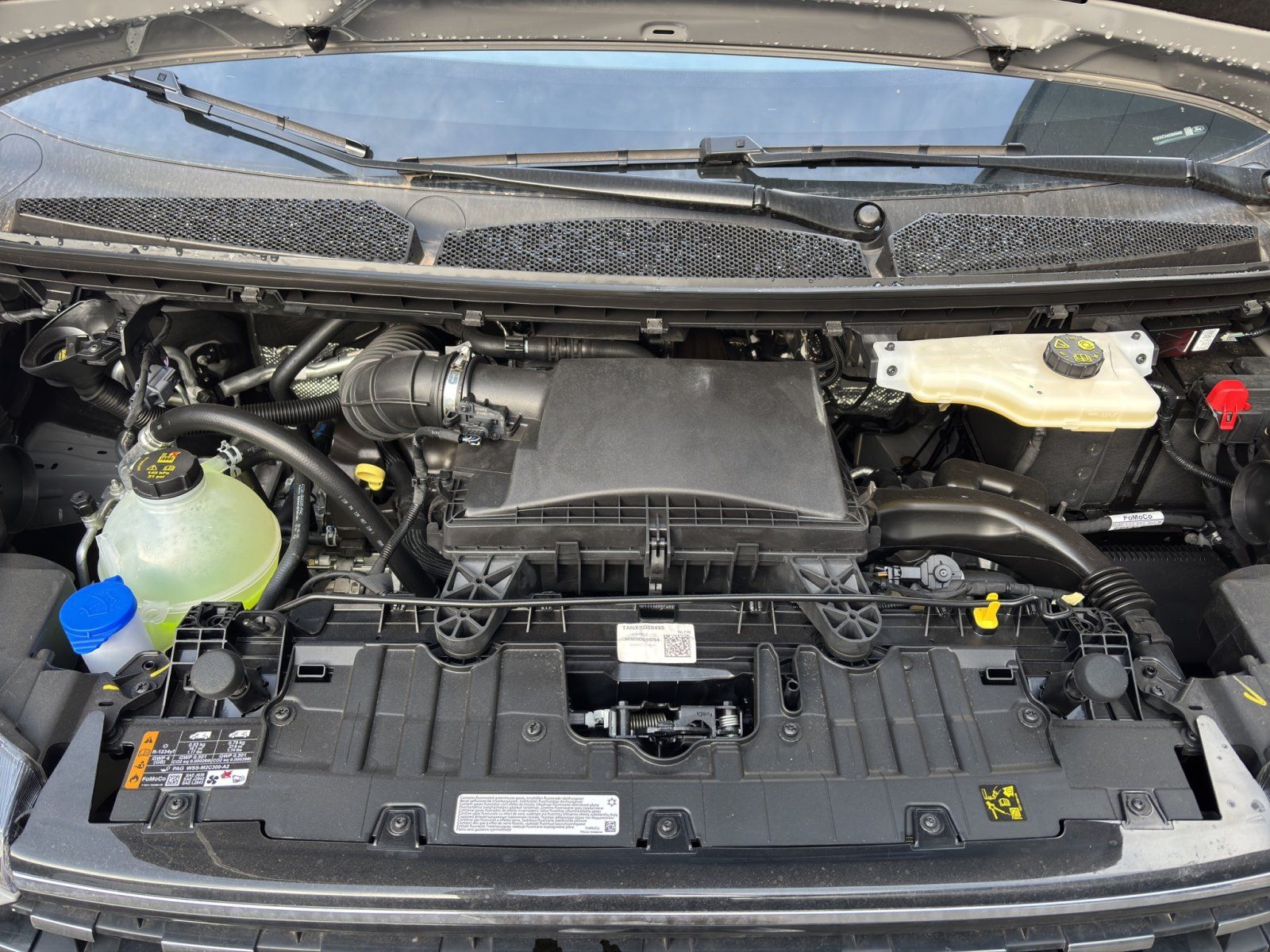 Fahrzeugabbildung Ford Tourneo Custom 320 L2 Tourneo Titanium FWD