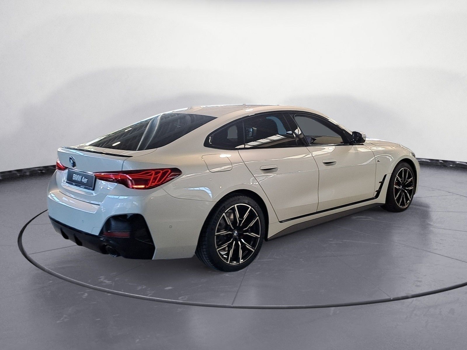 BMW 420d xDrive Gran Coupe MSport MSportPro AHK imagem 3