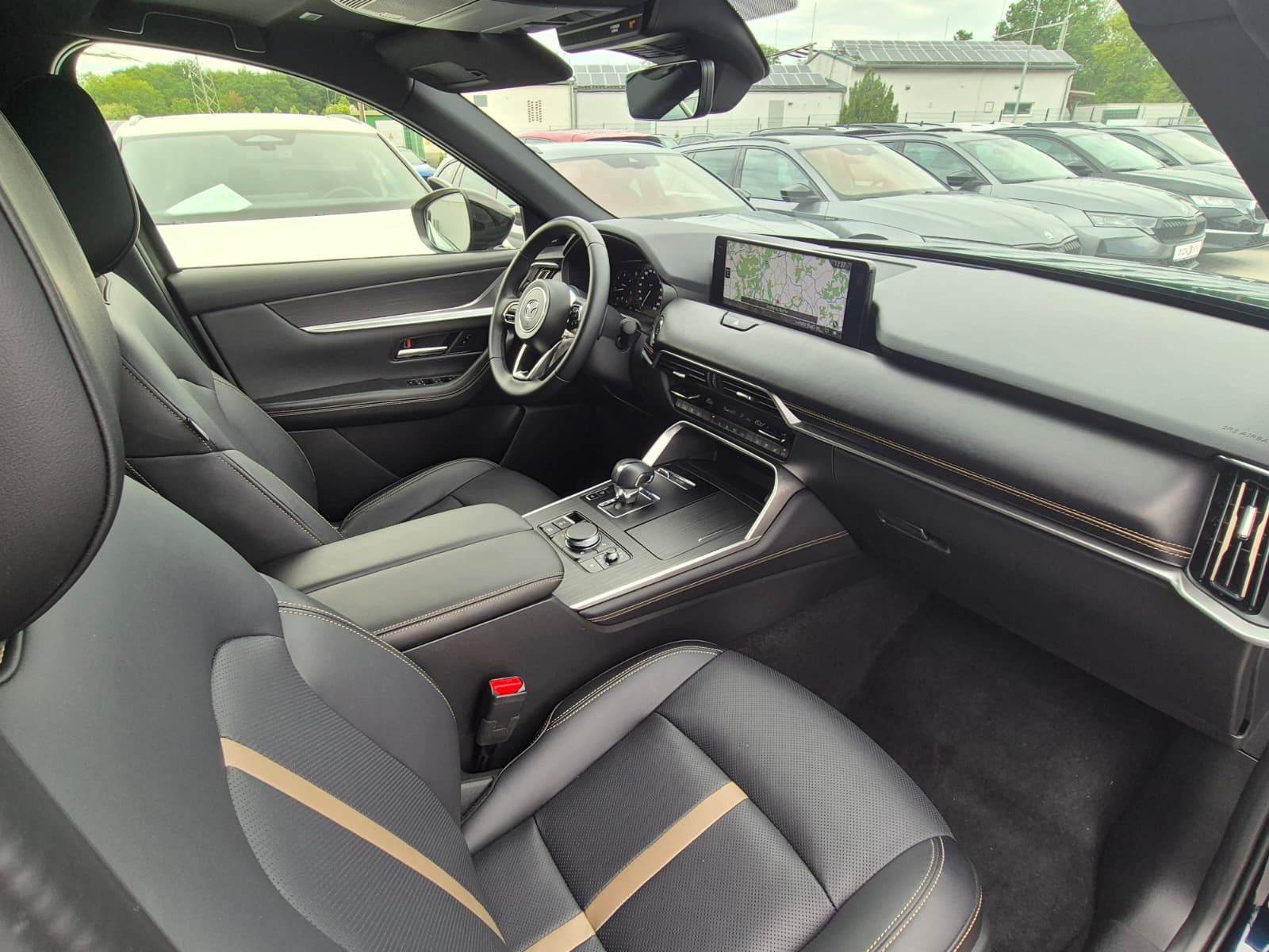 Fahrzeugabbildung Mazda CX-60 Homura+ AWD PANO*HUD*MATRIX*BOSE*360°MEMOR