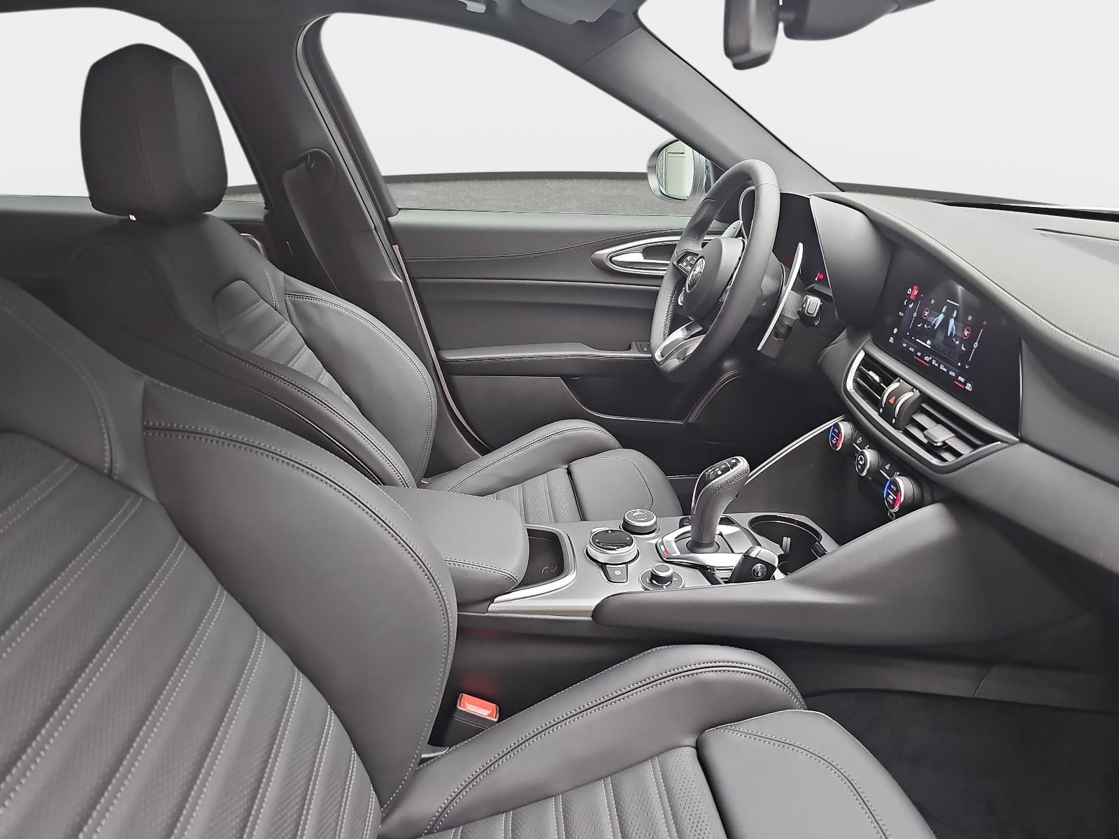 Alfa Romeo Giulia - Bild 17