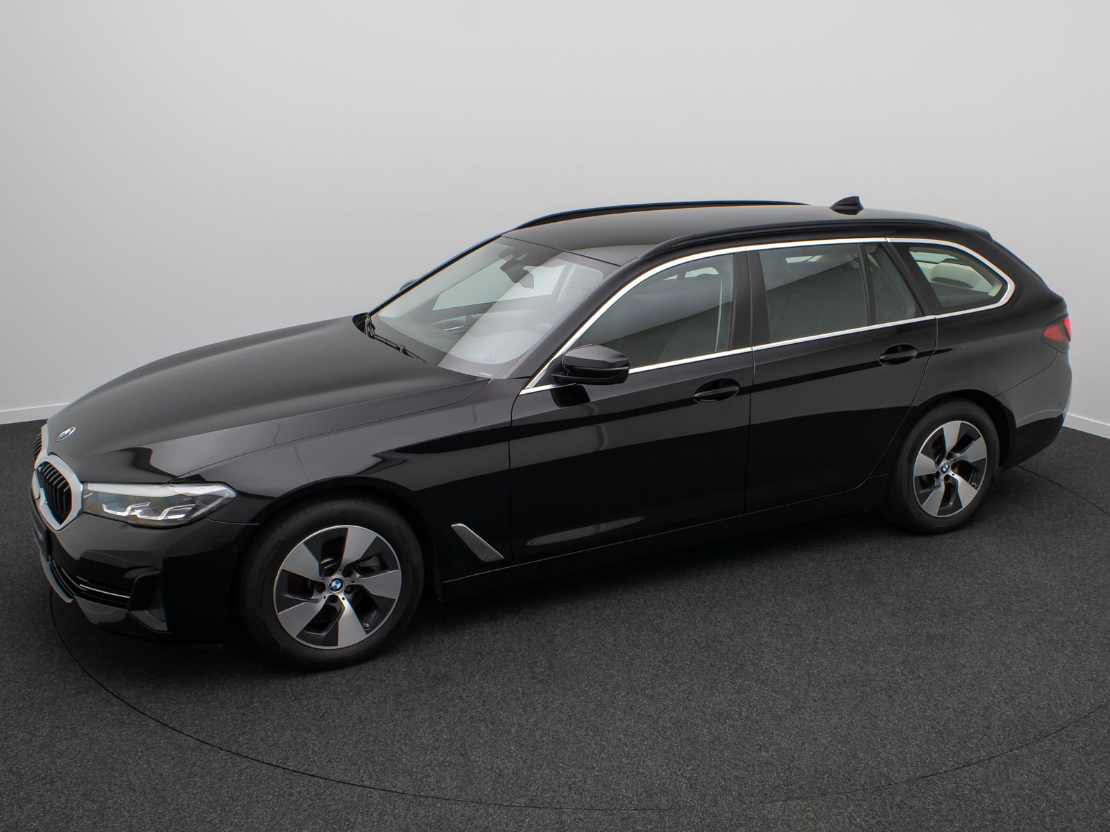 Fahrzeugabbildung BMW 520d Alarm DAB Kamera 4xKlima Parkas Leder Sport