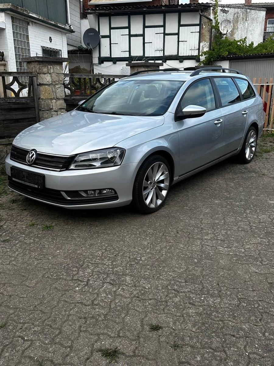 Volkswagen Passat, 2012