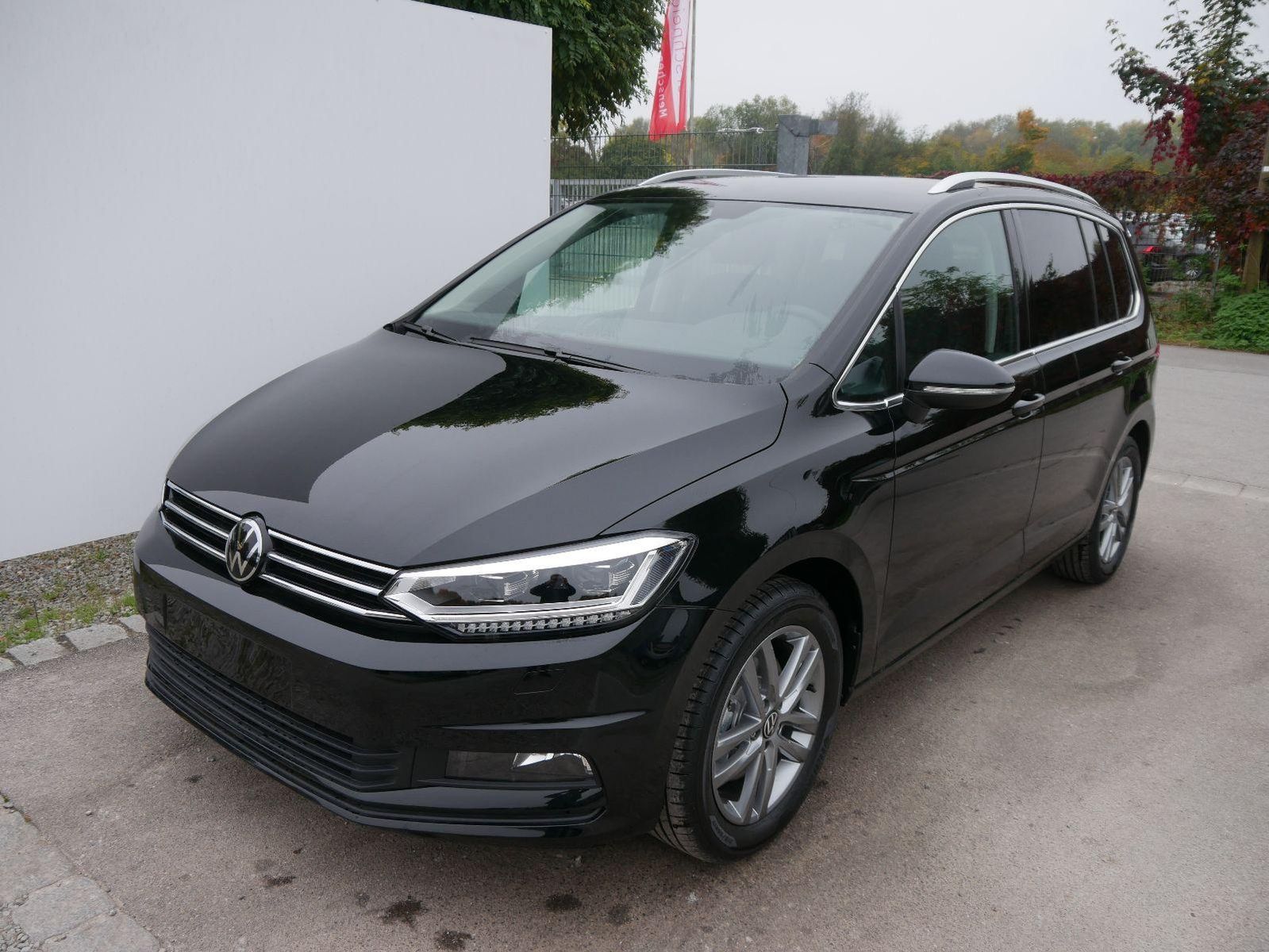 Volkswagen Touran 1.5 TSI DSG COMFORTLINE*AHK*NAVI*ACC*PDC* imagem 2