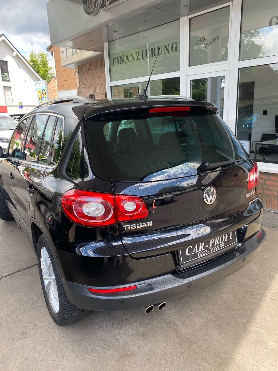 Fahrzeugabbildung Volkswagen Tiguan Sport & Style 4Motion Leder/Navi/Euro 5