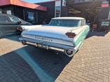 Oldsmobile Super 88 Holiday Sport - gebrauchte Oldsmobile Limousine