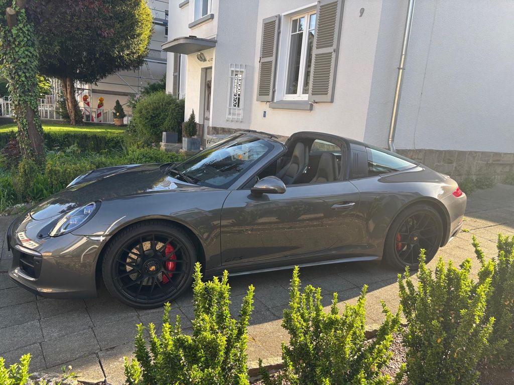 Porsche 991