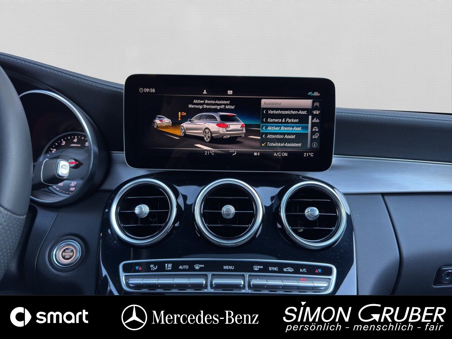 Fahrzeugabbildung Mercedes-Benz C 300 T AMG Line Pano Burm Airmatic Distr. 360