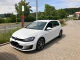 Volkswagen Golf 2.0 TDI DSG GTD GTD - mit Diesel-Antrieb: Weiß, Winterreifen