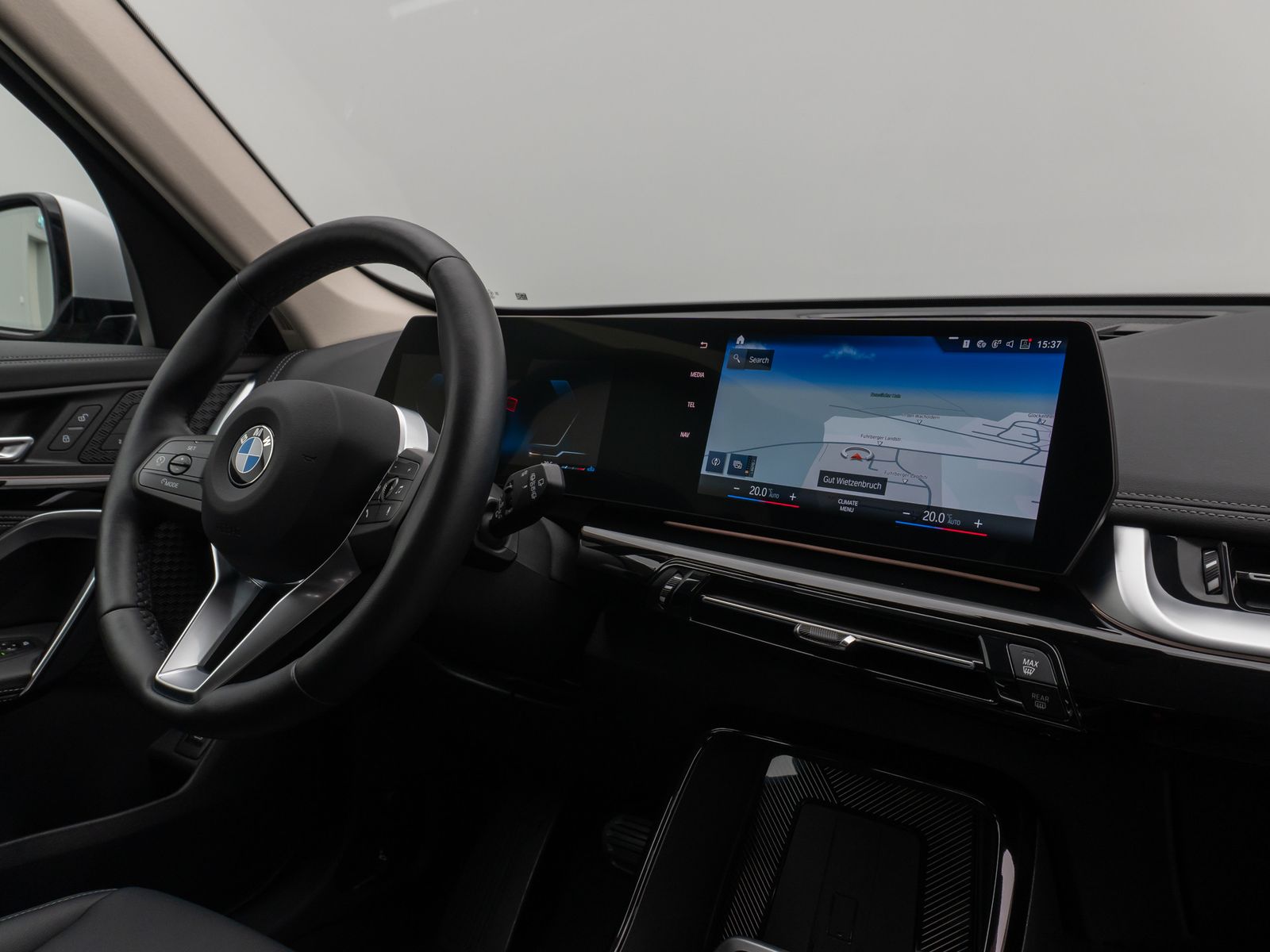 Fahrzeugabbildung BMW X1 sD18i xLine Kamera DAB Komfort Alarm AHK LED