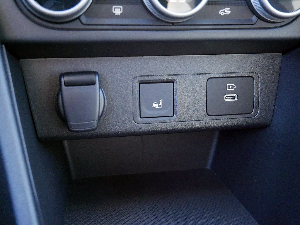 Fahrzeugabbildung Dacia Jogger Extreme TCe 110 5-Sitzer