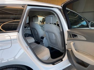 Audi A6 Avant 2.8 FSI quattro *NAVI*BI-XENON*ACC*PDC*