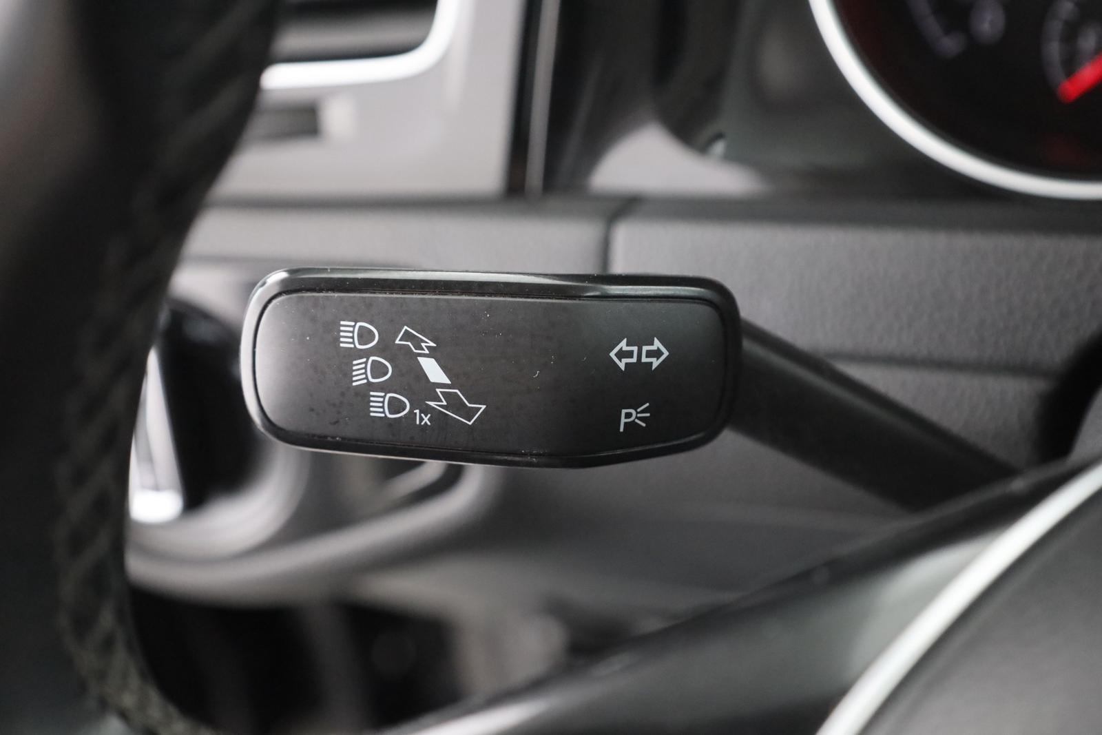 Volkswagen Golf VII Variant 1.0 TSI Join Navi Sitzheizung