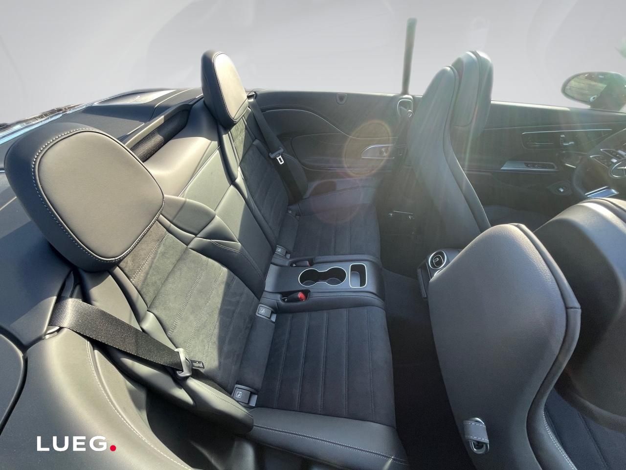 Mercedes-Benz CLE 200 Cabriolet AMG EDITION MEMORY BURMESTER foto 12