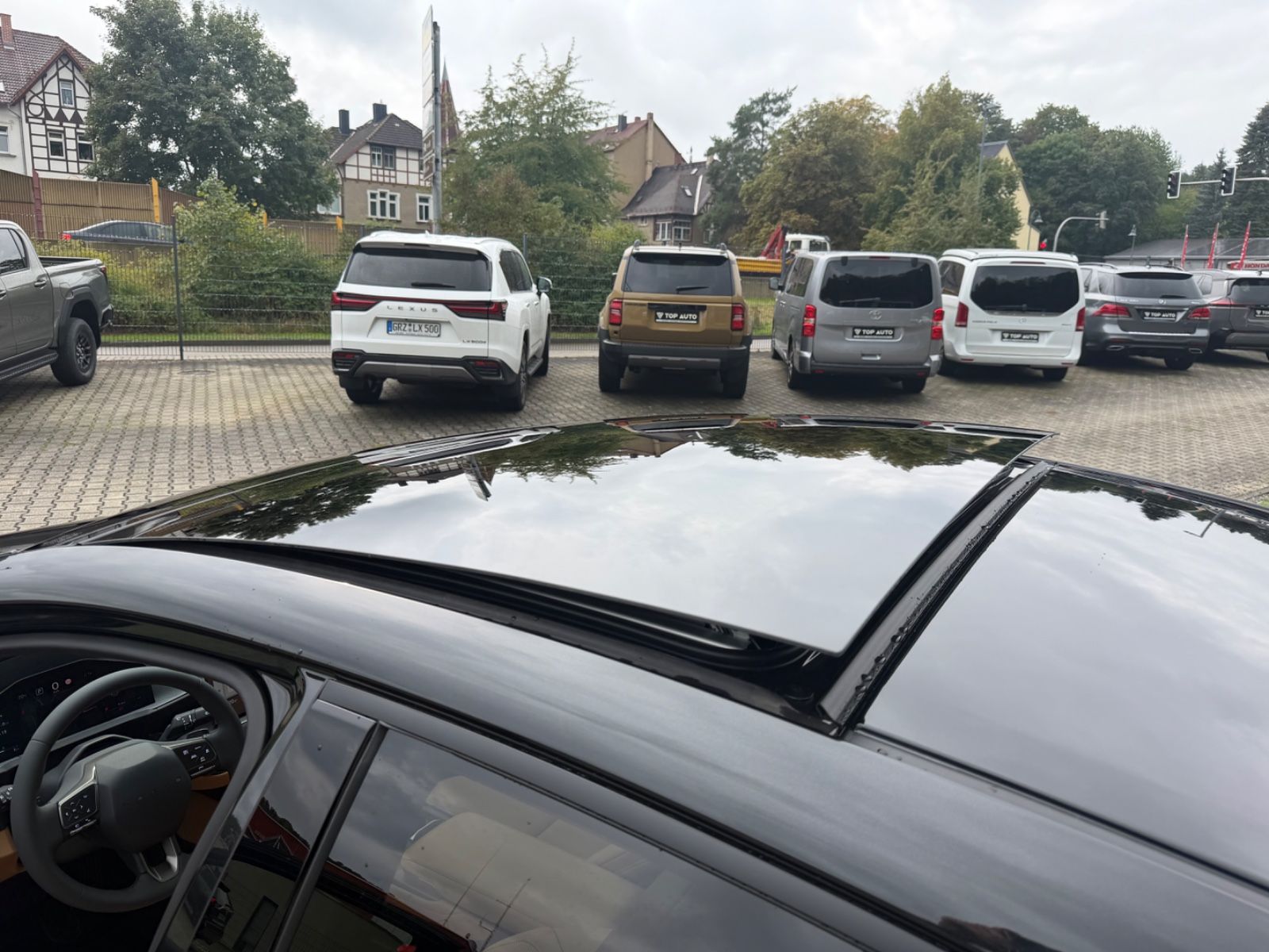 Lexus ES300h e-FOUR Executive Autom.Leder.360k.MY26 imagem 3