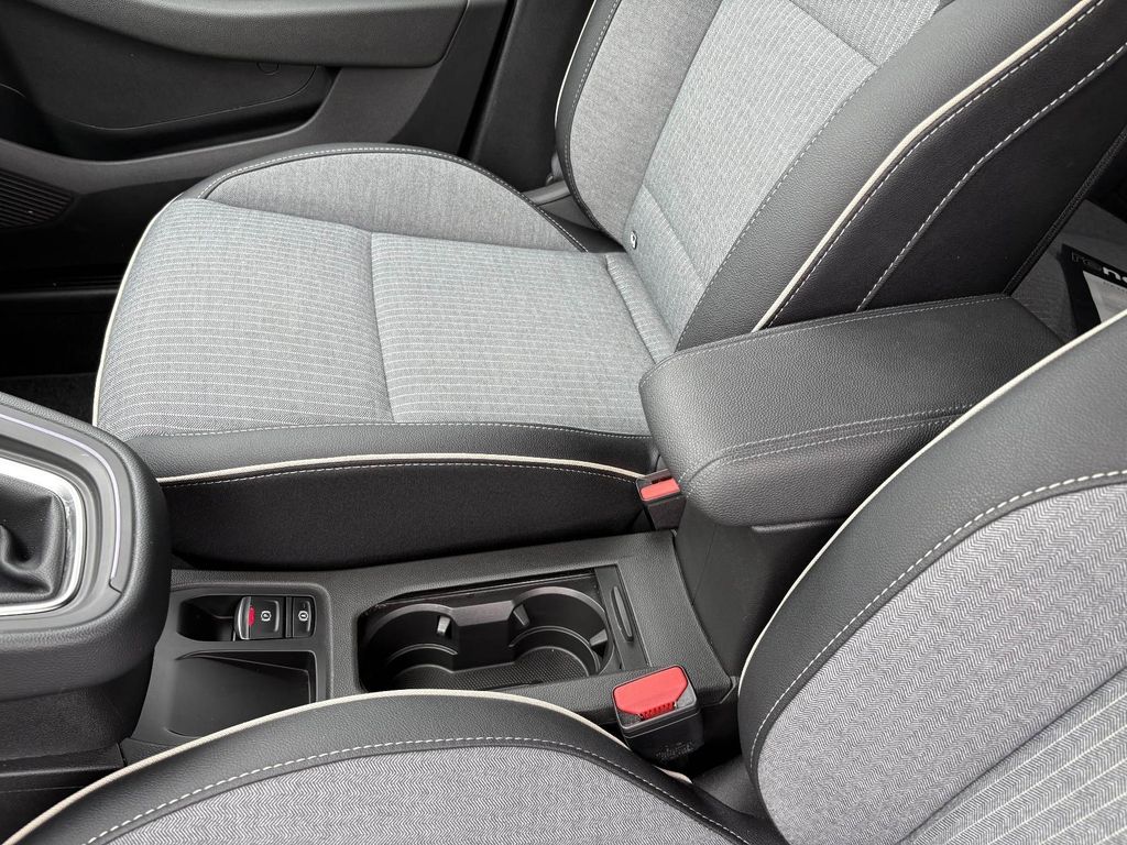 RENAULT Clio - Bild 9