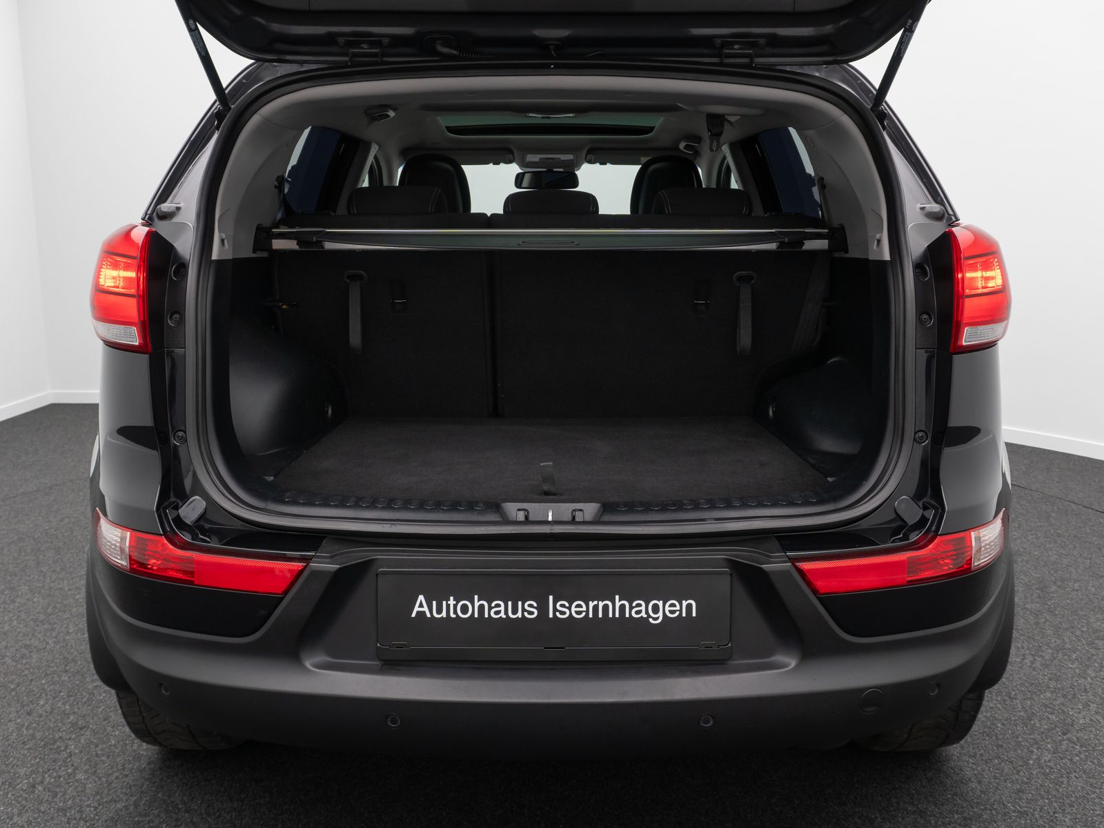 Fahrzeugabbildung Kia Sportage Attract 2WD Kamera FahrAss BremsAss LM