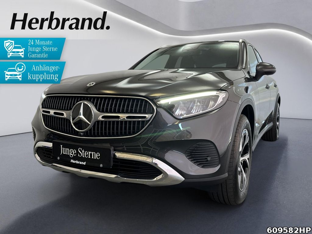 2025 Mercedes-Benz GLC 300