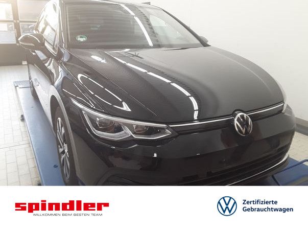 Volkswagen Golf VIII Active 1.5 eTSI  DSG / Navi, App, LED+