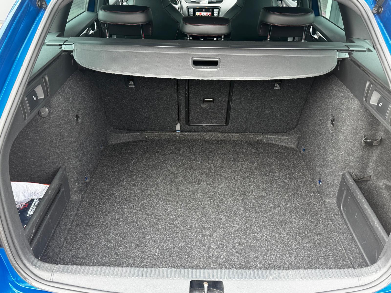 SKODA OCTAVIA - RS - 2.0 TSI 220 CV - XENON - CARPLAY - BVA - PACK SPORT