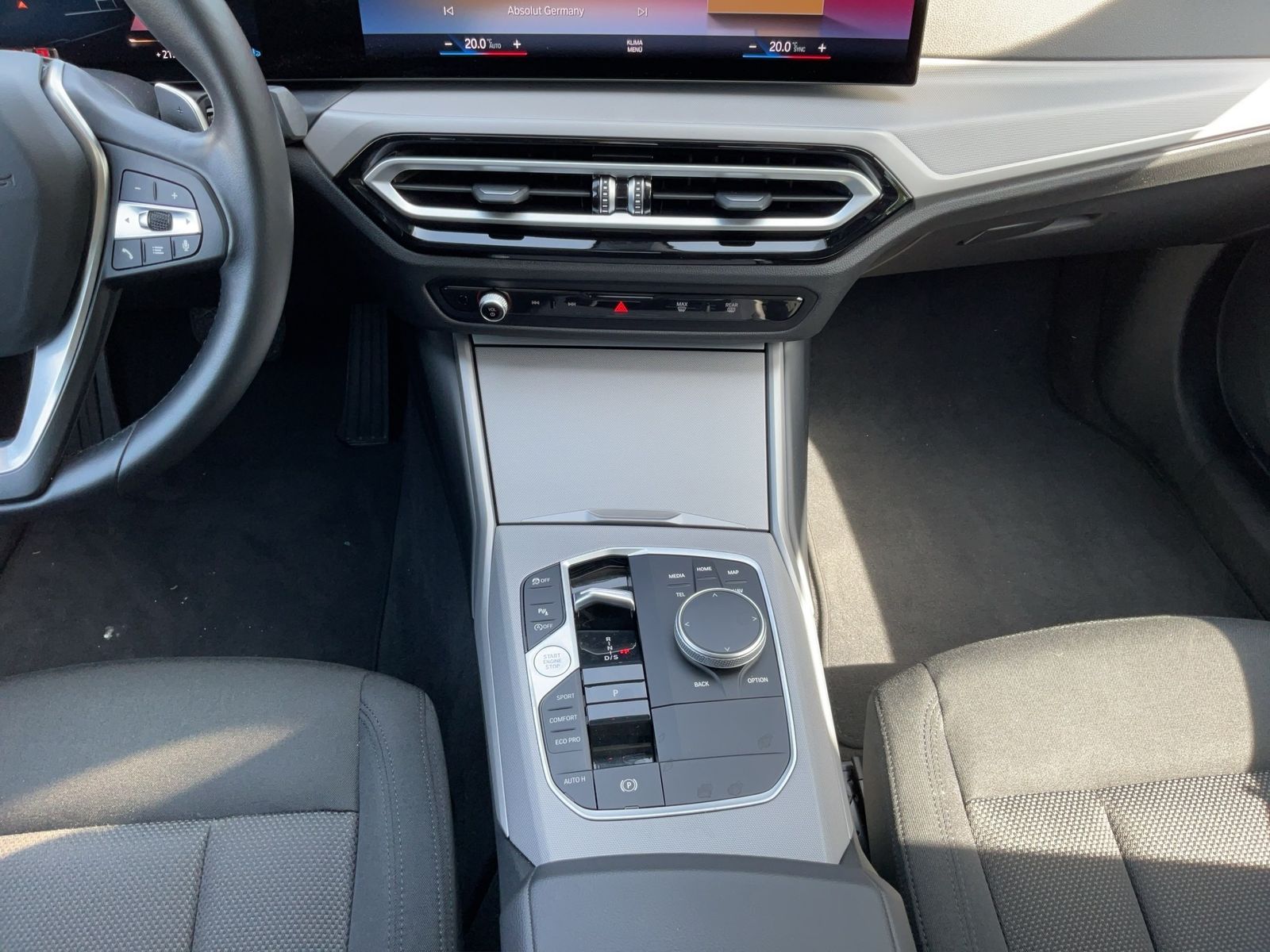 BMW 318i AUTOMATIK LIVE COCK PLUS DAB SHZ TEMPOMAT P foto 16