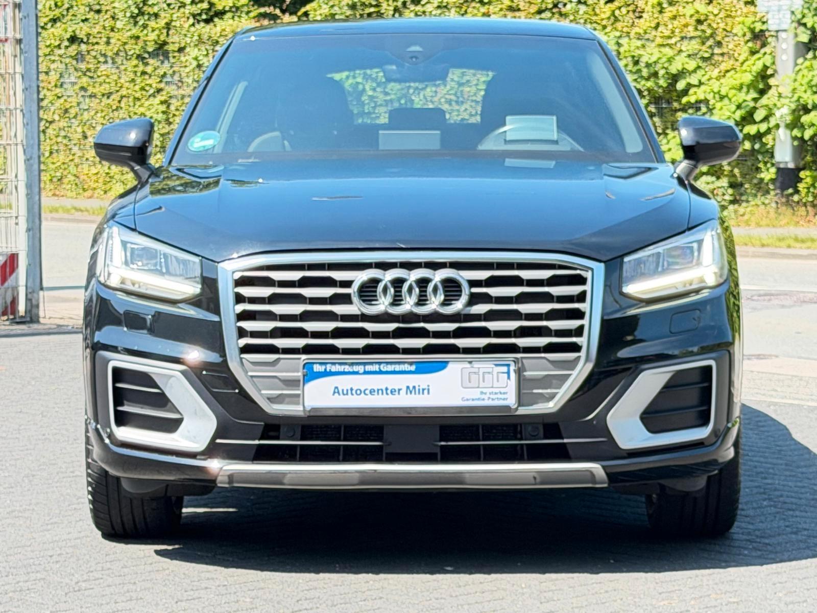 Audi Q2 1.6 TDI sport LED-HeadUp-ACC-AHK-1.HAND-