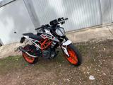 KTM Duke 390  ABS Supermoto  - KTM DUKE SUPERMOTO