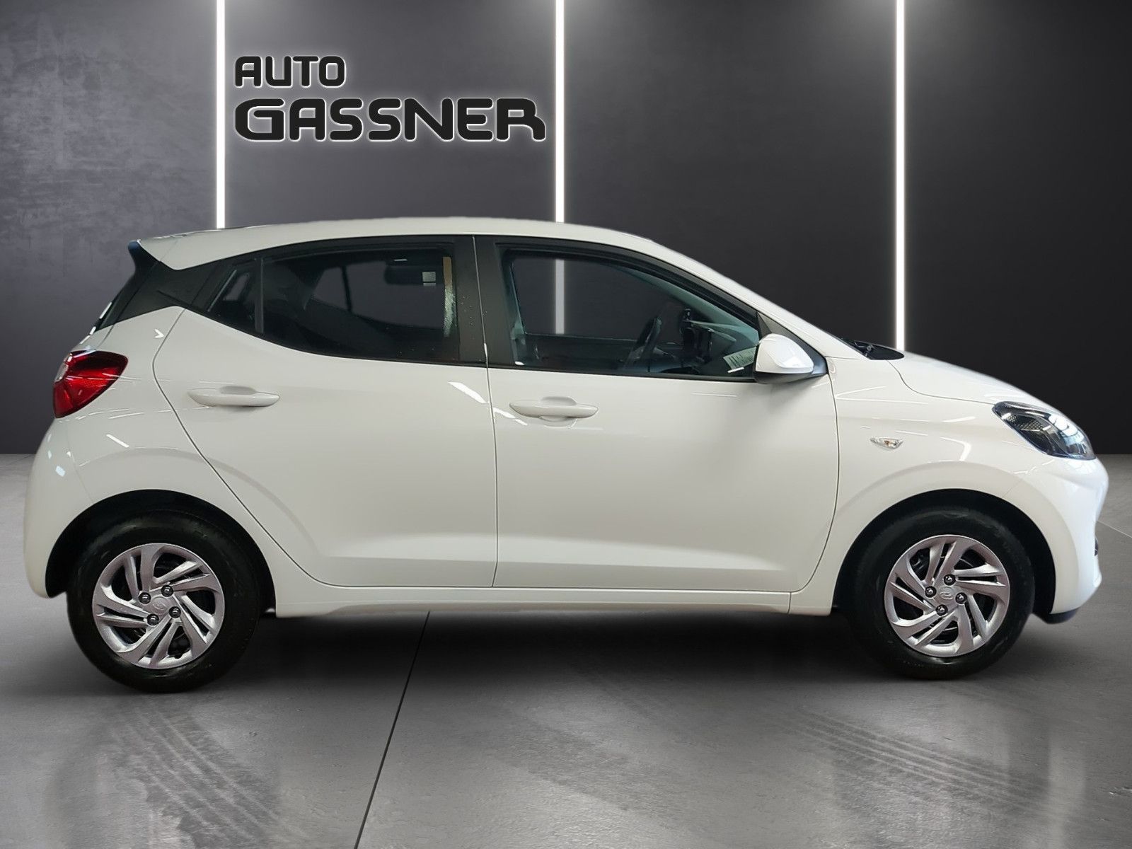Fahrzeugabbildung Hyundai i10 1,0 Select Navi Mj.25 63PS