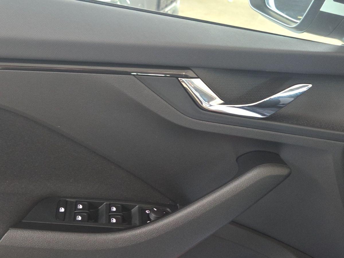 Skoda Kamiq Selection 1.0 TSI DSG ACC|LED|SHZ