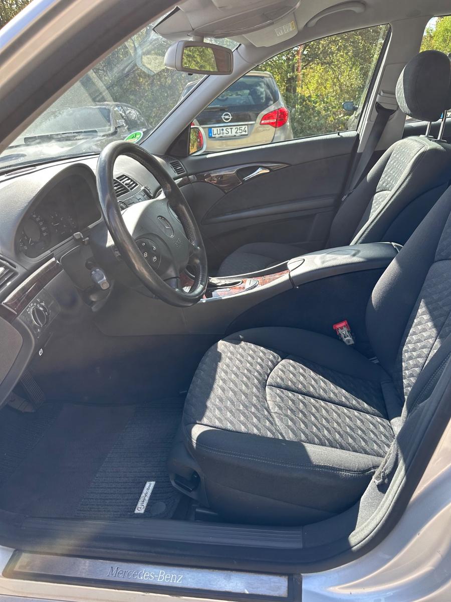 Mercedes-Benz E 220 CDI Classic