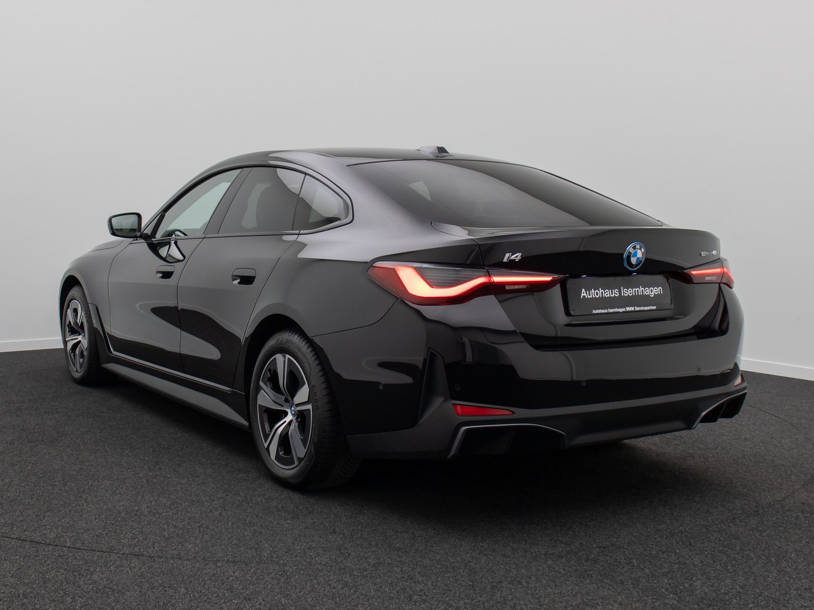 Fahrzeugabbildung BMW i4 eD40 Gran Coupe DAB Kamera Widscreen Sportstz