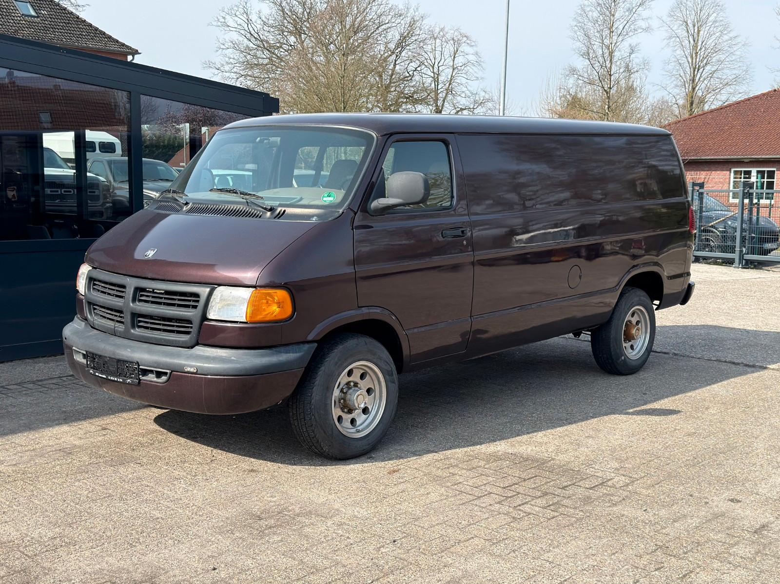Dodge RAM VAN B3500 BUS LKW Zulassung Tüv 12,2027