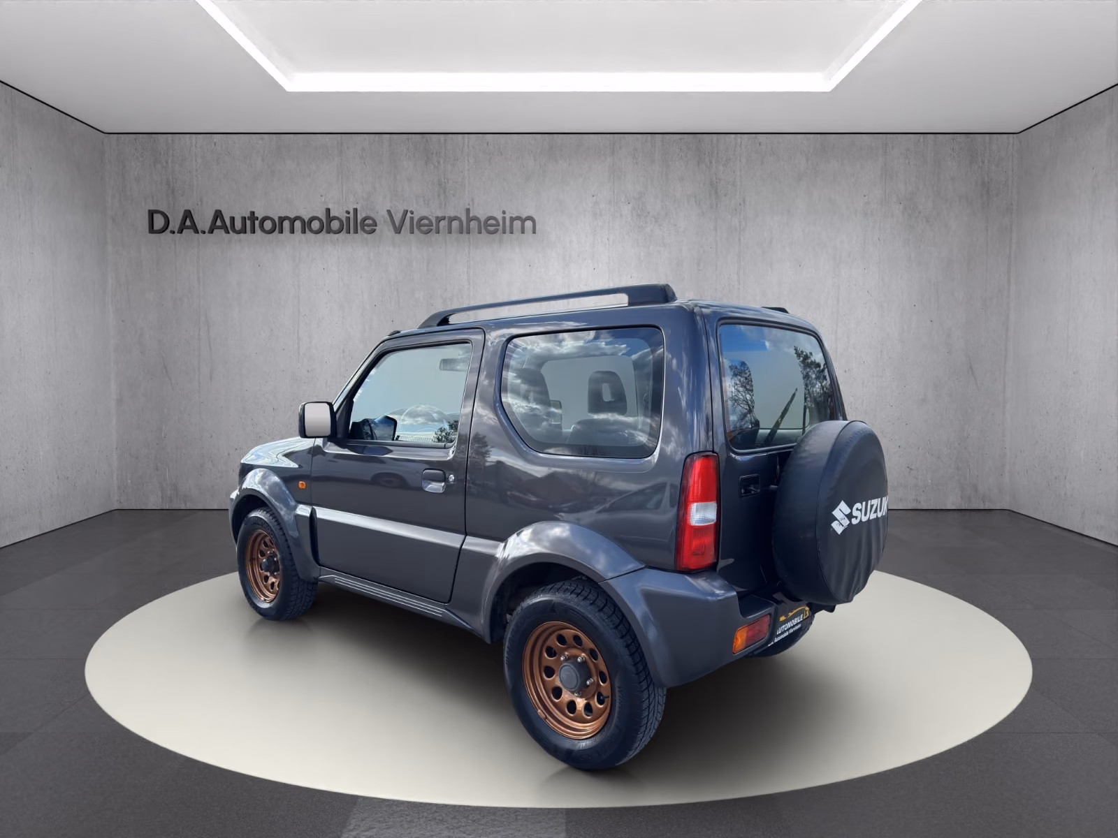 SUZUKI JIMNY 1.3 VVT 86ch 4X4 - CONFORT - ATTELAGE - SIÈGES CHAUFFANTS - PNEUS 4 SAISONS - BARRES DE TOIT