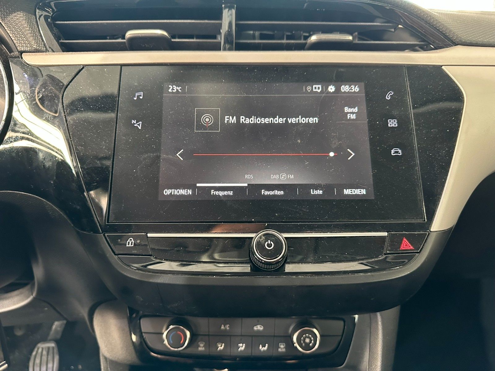 Fahrzeugabbildung Opel Corsa F Edition 1.2 LED/NAVI/PDC/DAB/ALU/TEMPO