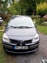 Renault Verkauf wegen neu Anschaffung - Renault Scenic aus 2007 mit Diesel-Antrieb